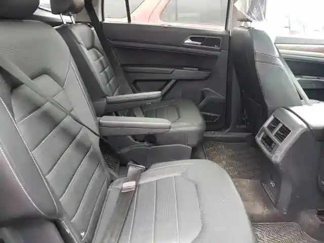 1V2NR2CA7JC507990 2018 VOLKSWAGEN ATLAS SEL PREMIUM-5