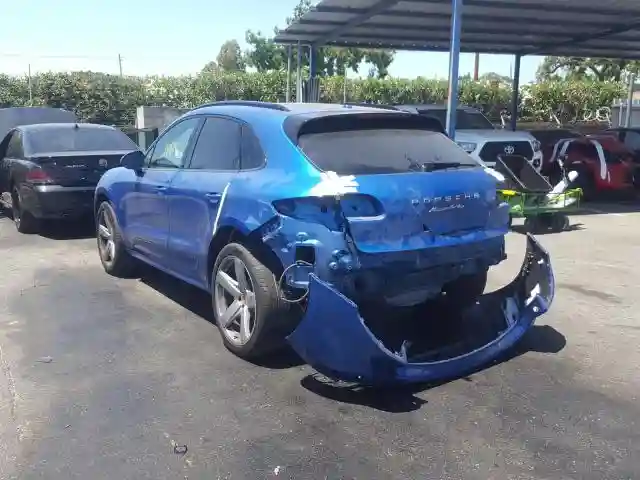 WP1AF2A56HLB61146 2017 PORSCHE MACAN TURBO-2