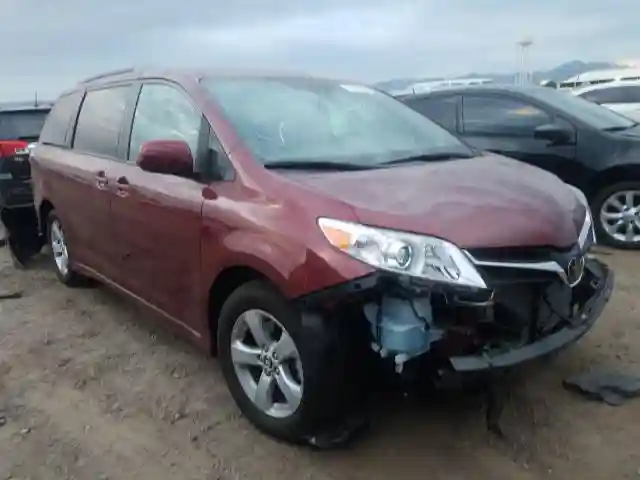 5TDKZ3DC9KS019151 2019 TOYOTA SIENNA LE-0