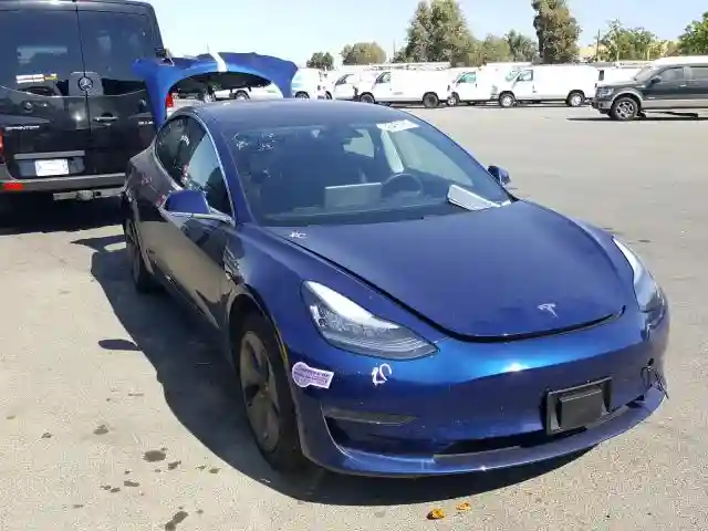 5YJ3E1EA8KF326185 2019 TESLA MODEL 3-0