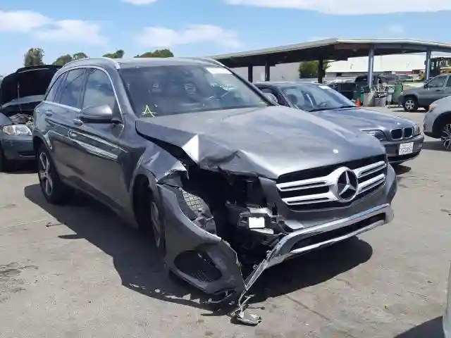 WDC0G4JB8HF135569 2017 MERCEDES-BENZ GLC 300-0