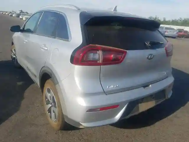 KNDCE3LC8J5127234 2018 KIA NIRO TOURING-2