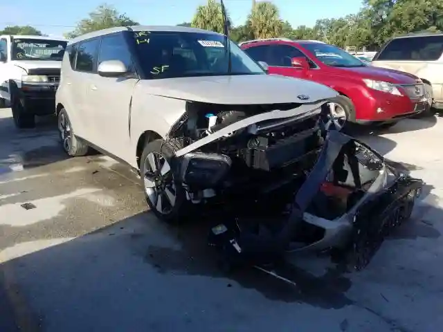 KNDJ33AU2L7117346 2020 KIA SOUL EX-0