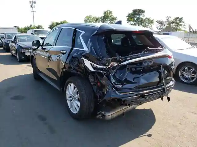 3PCAJ5M36KF114544 2019 INFINITI QX50 ESSENTIAL-2