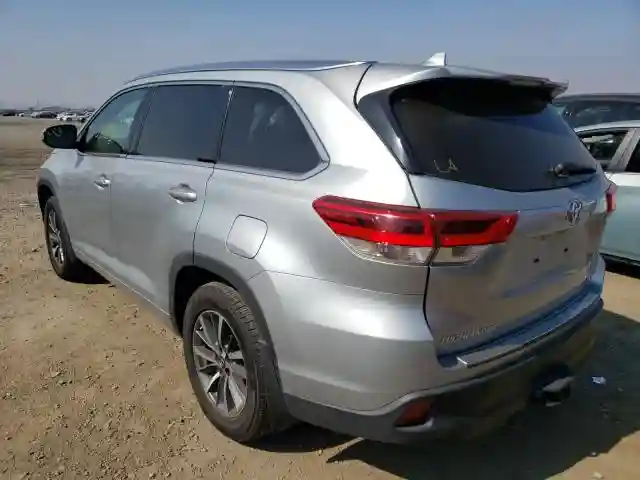 5TDJZRFH5HS386726 2017 TOYOTA HIGHLANDER SE-2