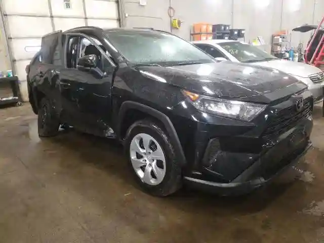 2T3G1RFV0KW064153 2019 TOYOTA RAV4 LE-0
