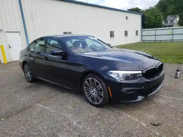 WBAJA7C59KWW18853 2019 BMW 530 XI-0