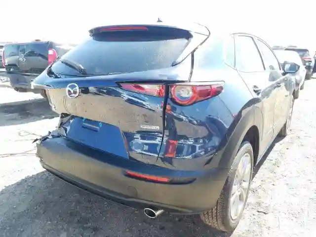 3MVDMBDL1LM108908 2020 MAZDA CX-30 PREFERRED-3