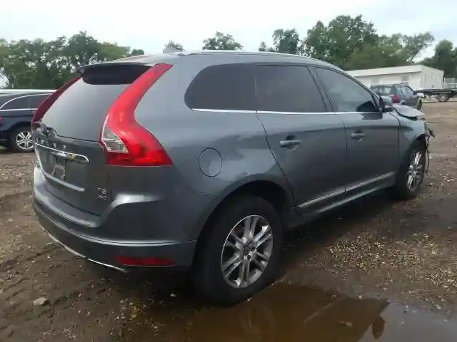 YV4612RK8G2864149 2016 VOLVO XC60 T5 PREMIER-3