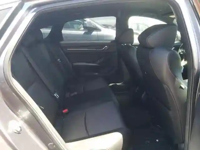 1HGCV1F36LA067000 2020 HONDA ACCORD SPORT-5