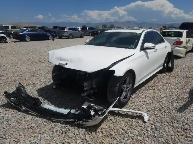 WDDZF4JB7HA057966 2017 MERCEDES-BENZ E 300-1
