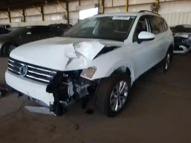 3VV3B7AX8KM016136 2019 VOLKSWAGEN TIGUAN SE-1
