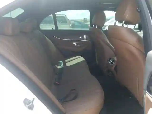 WDDZF4JB7HA057966 2017 MERCEDES-BENZ E 300-5