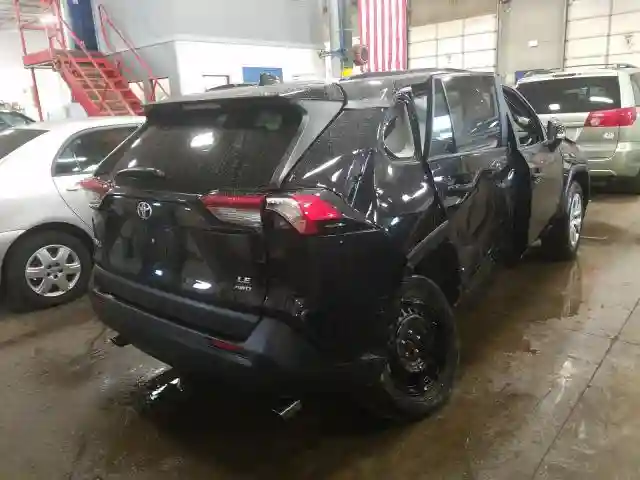 2T3G1RFV0KW064153 2019 TOYOTA RAV4 LE-3