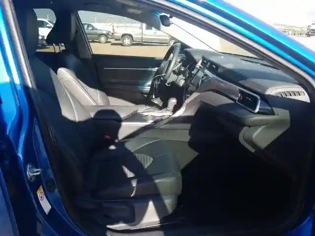 4T1B11HK7JU007180 2018 TOYOTA CAMRY L-4