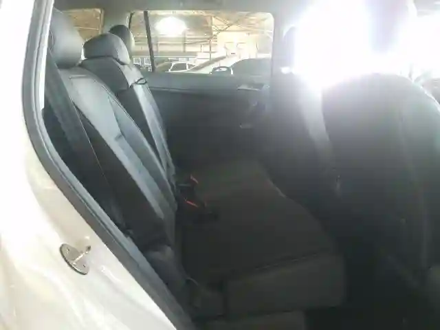 3VV3B7AX8KM016136 2019 VOLKSWAGEN TIGUAN SE-5