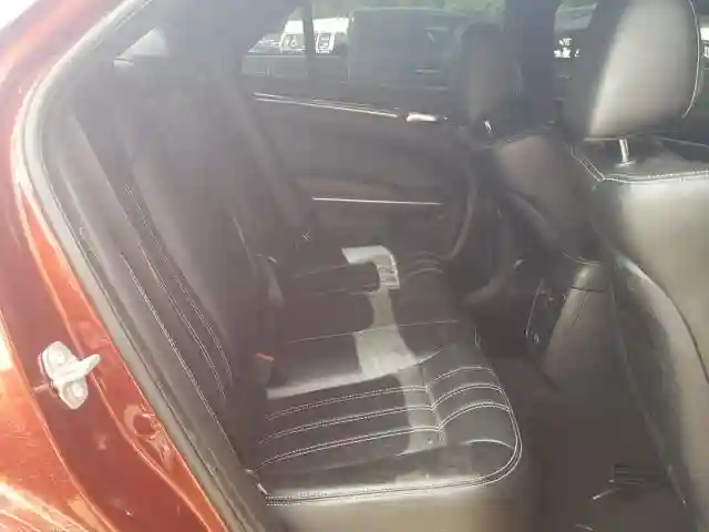 2C3CCAGG8KH632115 2019 CHRYSLER 300 S-5