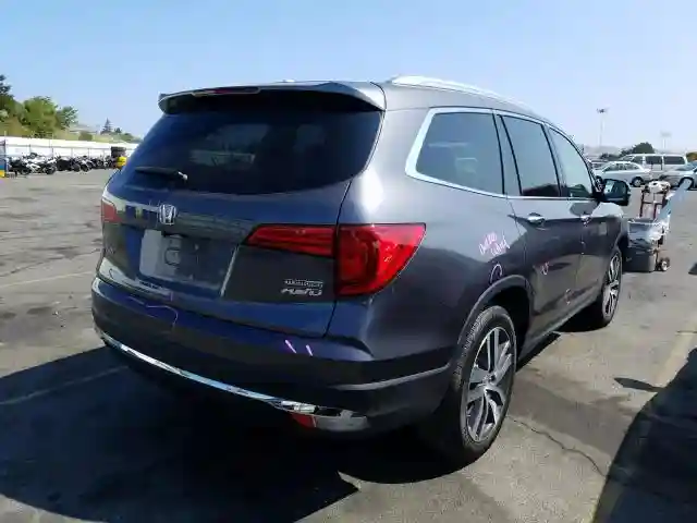 5FNYF6H97JB048962 2018 HONDA PILOT TOURING-3
