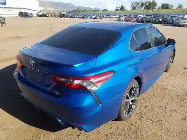 4T1B11HK7JU007180 2018 TOYOTA CAMRY L-3