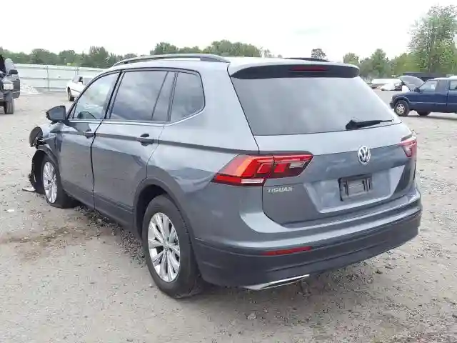 3VV0B7AX6KM046979 2019 VOLKSWAGEN TIGUAN S-2
