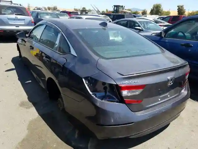 1HGCV1F3XJA197682 2018 HONDA ACCORD SPORT-2
