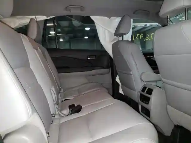 5FNYF6H5XHB066668 2017 HONDA PILOT EXL-5
