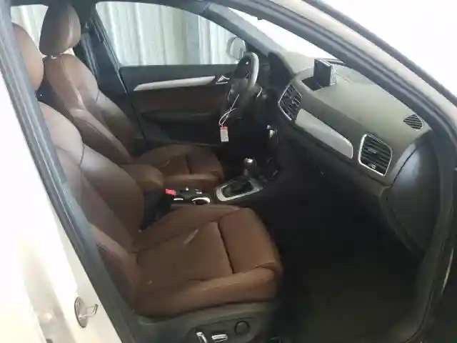 WA1BCCFSXJR033959 2018 AUDI Q3 PREMIUM-4