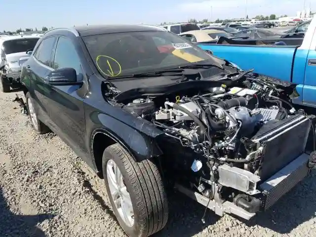 WDCTG4GB5JJ521583 2018 MERCEDES-BENZ GLA 250 4MATIC-0