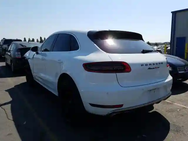 WP1AF2A55FLB93020 2015 PORSCHE MACAN TURBO-2