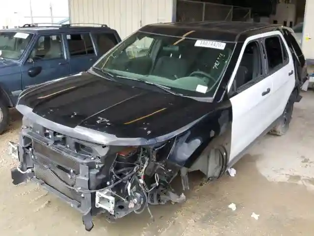 1FM5K8AR0JGA72168 2018 FORD EXPLORER POLICE INTERCEPTOR-1
