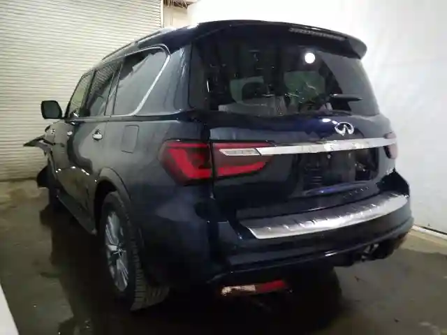 JN8AZ2NE6K9233510 2019 INFINITI QX80 LUXE-2