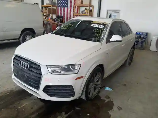 WA1BCCFSXJR033959 2018 AUDI Q3 PREMIUM-1