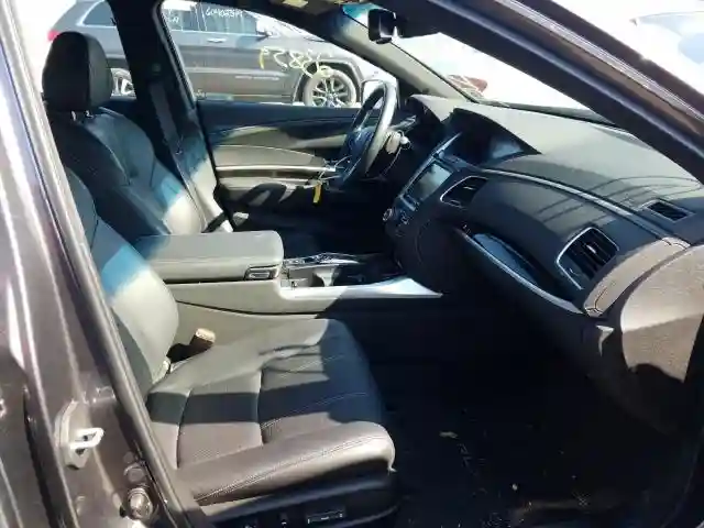 JH4KC1F51JC000516 2018 ACURA RLX TECH-4
