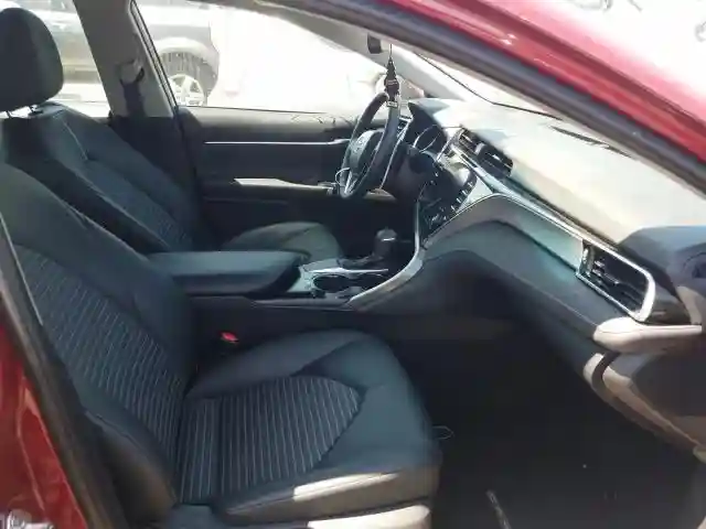 4T1B11HK6JU594990 2018 TOYOTA CAMRY L-4