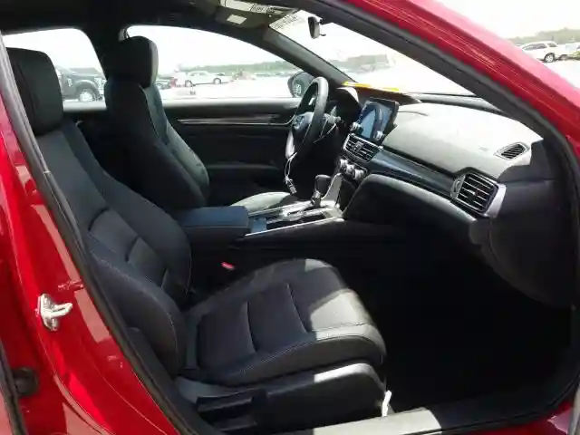 1HGCV1F36KA159108 2019 HONDA ACCORD SPORT-4