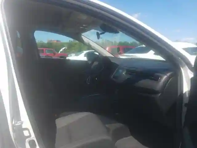 3CZRU6H57KM735275 2019 HONDA HR-V EX-4