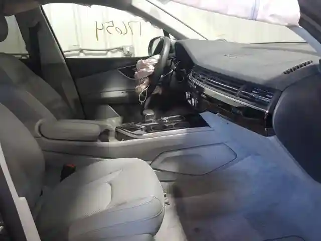 WA1LABF72KD019438 2019 AUDI Q7 PREMIUM PLUS-4