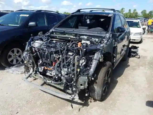 2T3EWRFV1KW042235 2019 TOYOTA RAV4 XSE-1
