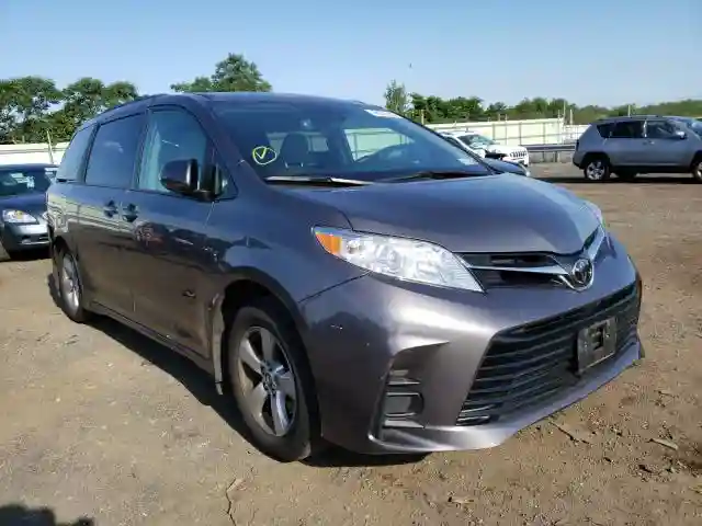 5TDKZ3DC5JS959669 2018 TOYOTA SIENNA LE-0