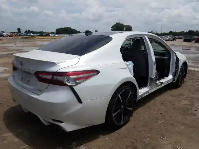 4T1B61HK8KU756802 2019 TOYOTA CAMRY XSE-3
