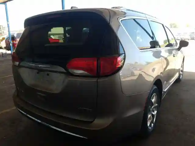 2C4RC1GG6HR634261 2017 CHRYSLER PACIFICA LIMITED-3