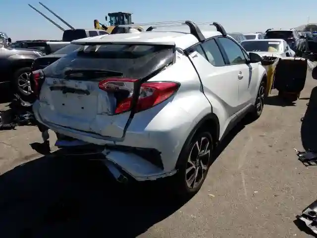 JTNKHMBXXK1012667 2019 TOYOTA C-HR XLE-3