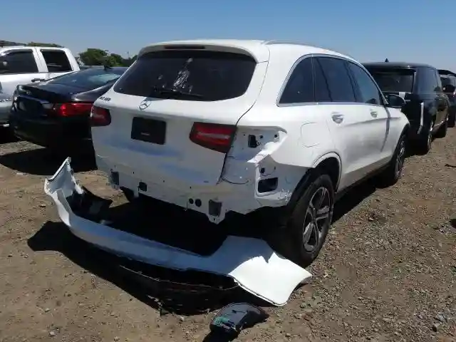 WDC0G4JB2KV183212 2019 MERCEDES-BENZ GLC 300-3