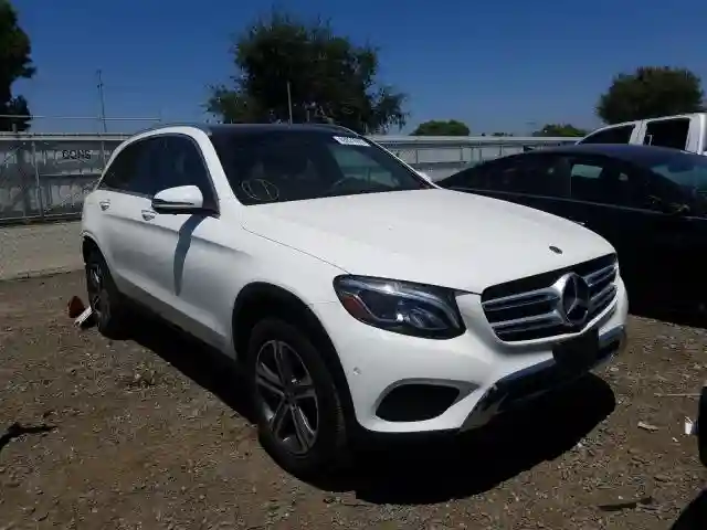 WDC0G4JB2KV183212 2019 MERCEDES-BENZ GLC 300-0