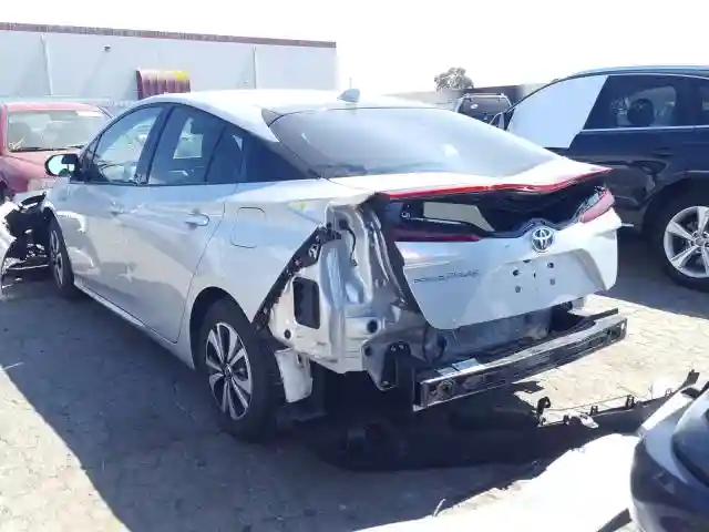 JTDKARFPXJ3080065 2018 TOYOTA PRIUS PRIME-2