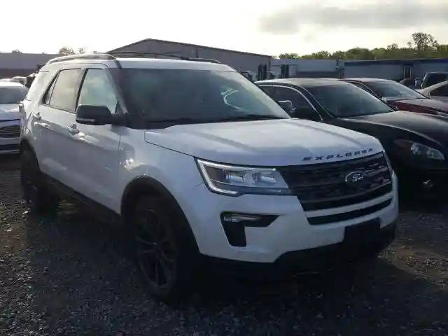1FM5K7D8XJGB26444 2018 FORD EXPLORER XLT-0