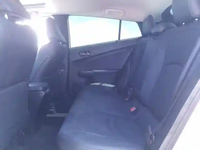 JTDKARFU9K3089346 2019 TOYOTA PRIUS-5