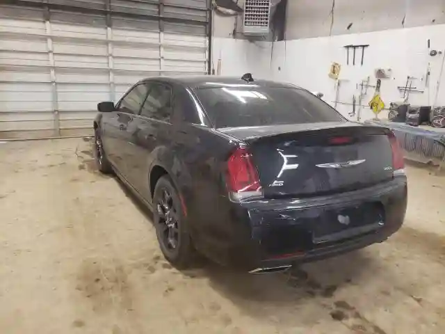 2C3CCAGG2KH573482 2019 CHRYSLER 300 S-2