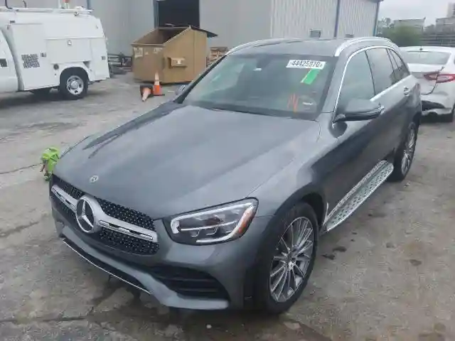 W1N0G8DB9LF758368 2020 MERCEDES-BENZ GLC 300-1