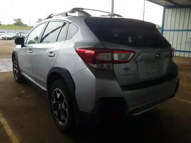 JF2GTABCXJG333156 2018 SUBARU CROSSTREK PREMIUM-2